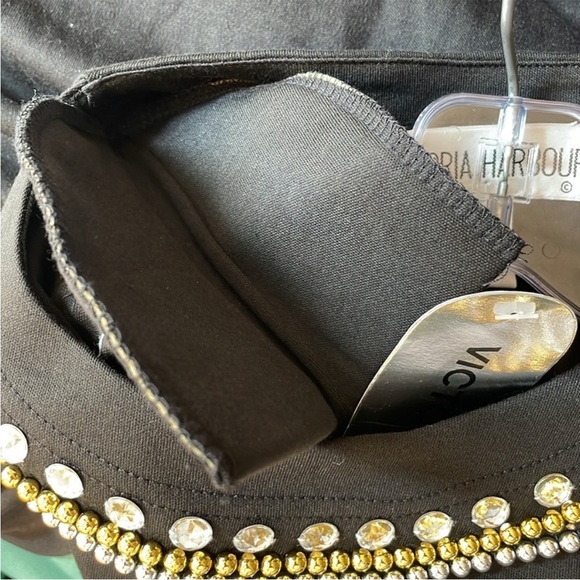 VICTORIA HARBOUR Pearl Crystal Bead Embroidered Short Sleeve Tee. Medium. NWT. - Picture 7 of 8